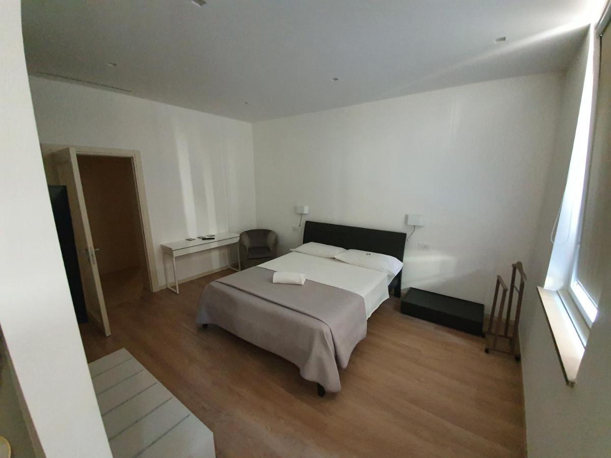 Mi Casa Es Tambien Tu Casa Vips Hotel Verona Buitenkant foto