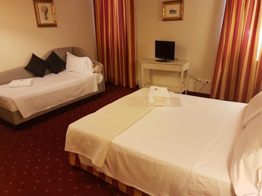 Mi Casa Es Tambien Tu Casa Vips Hotel Verona Buitenkant foto